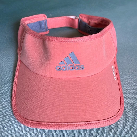 Adidas Aeroready Visor + All The Sinners Bleed by S.A. Cosby Book - Picture 4 of 14